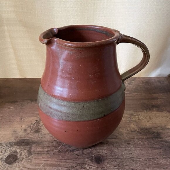 Robert Crystal Vermont Signed Studio Art Pottery Pitcher Brown Glazed Stoneware - Picture 13 of 16